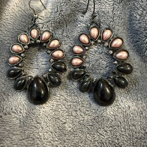 Source Unknown Black and Pink Teardrop Earrings